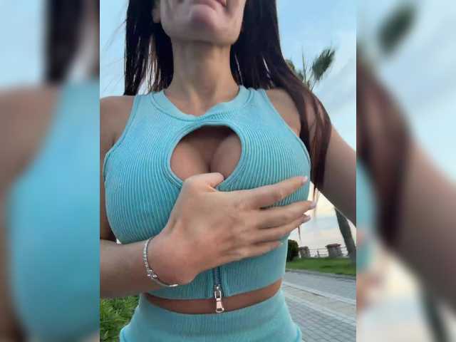 Accedi alla chat con il nickname OrgazMia OrgazMia