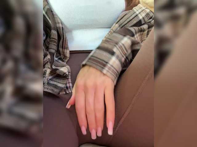 Accedi alla chat con il nickname OrgazMia OrgazMia