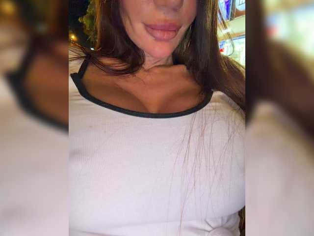 Gratis Live Sexcam mit OrgazMia OrgazMia