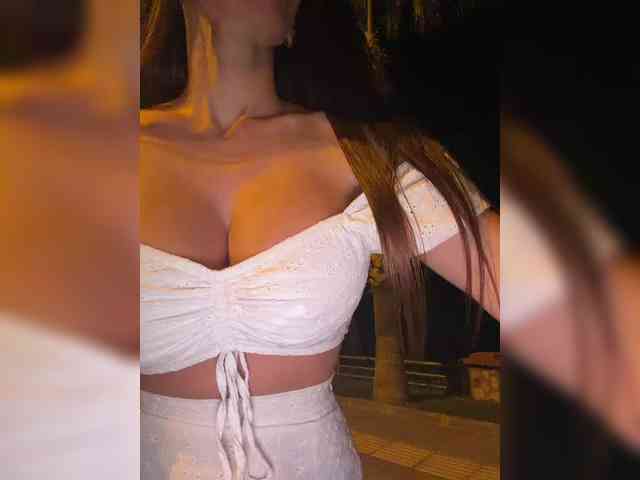 OrgazMia webcam