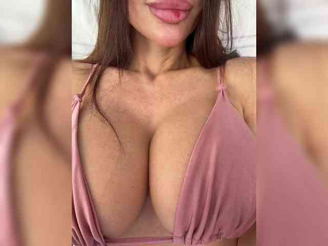 OrgazMia webcam
