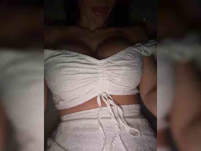 OrgazMia webcam