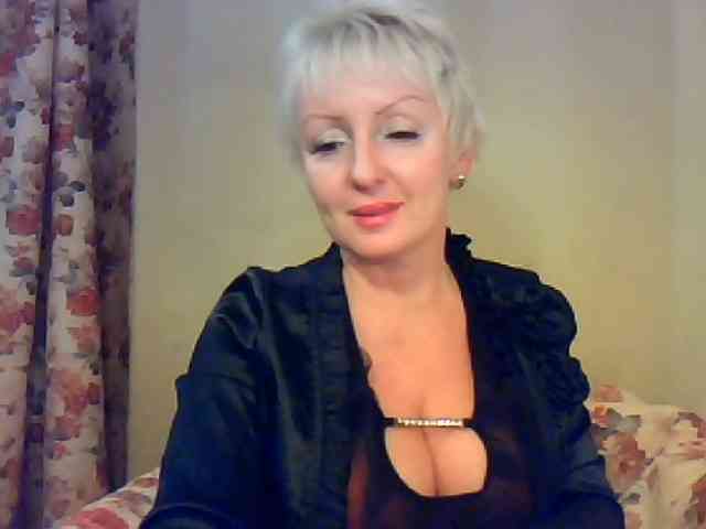 SweetHot-IM_69 webcam