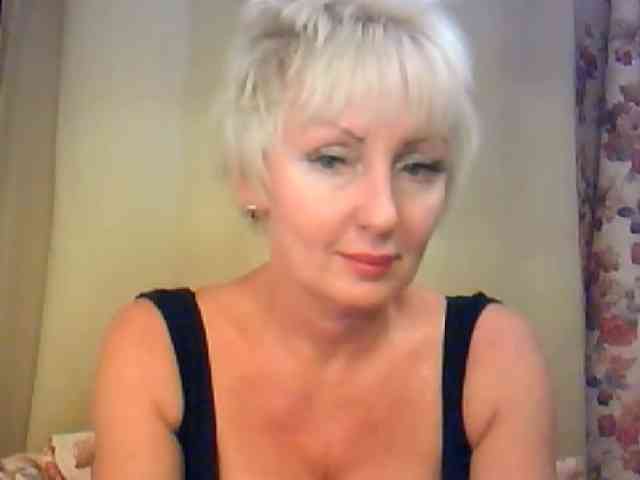 SweetHot-IM_69 webcam