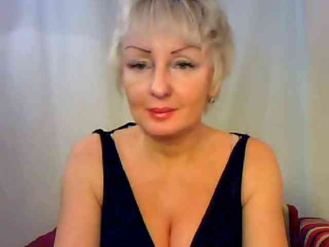 SweetHot-IM_69 webcam