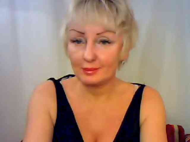 SweetHot-IM_69 webcam