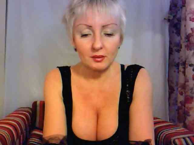 SweetHot-IM_69 webcam