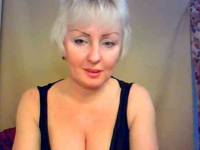 SweetHot-IM_69 webcam