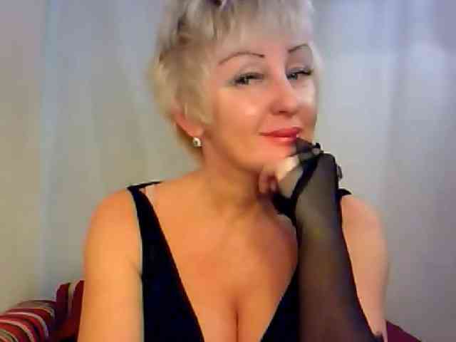 SweetHot-IM_69 webcam
