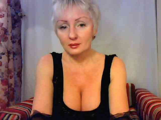 SweetHot-IM_69 webcam