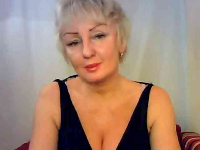 SweetHot-IM_69 webcam