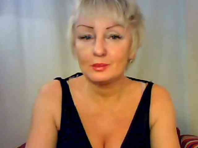 SweetHot-IM_69 webcam