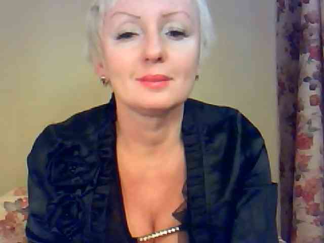SweetHot-IM_69 webcam