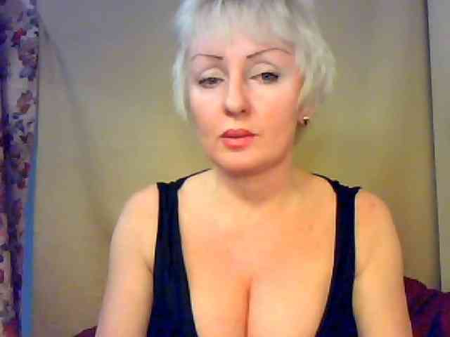 SweetHot-IM_69 webcam