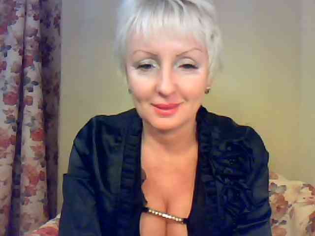 SweetHot-IM_69 webcam