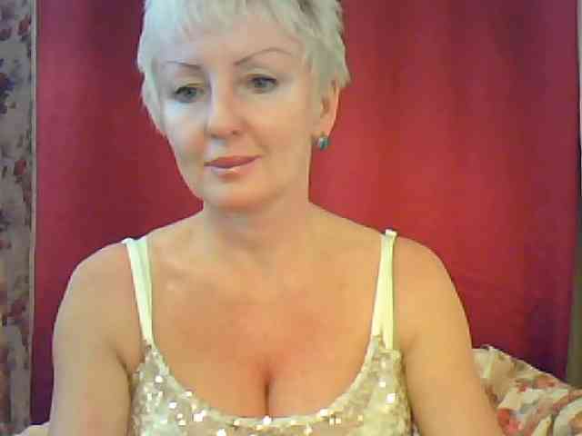 SweetHot-IM_69 webcam