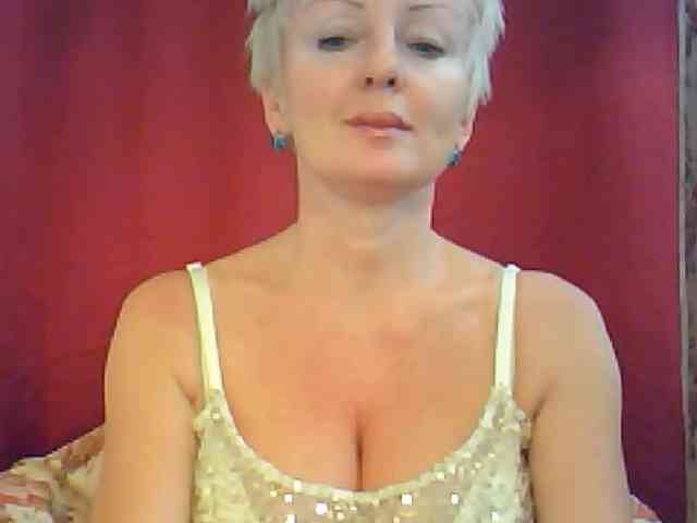 SweetHot-IM_69 webcam