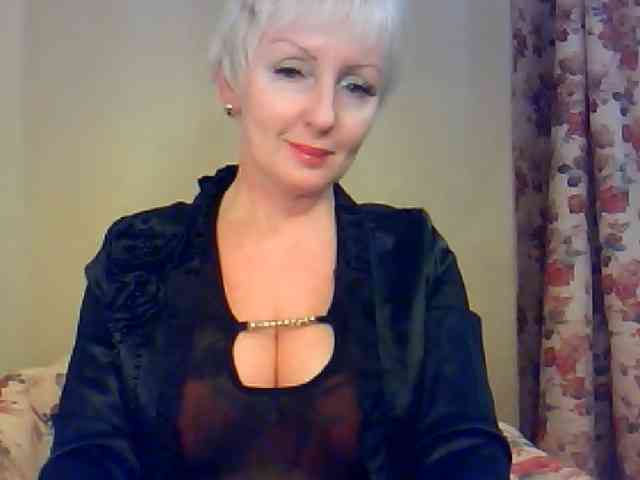 SweetHot-IM_69 webcam
