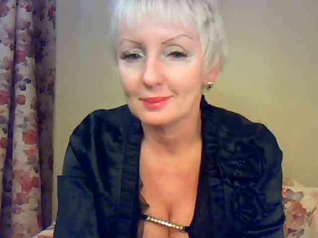 SweetHot-IM_69 webcam