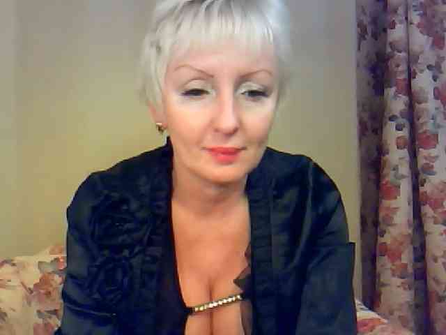 SweetHot-IM_69 webcam