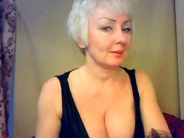 SweetHot-IM_69 webcam