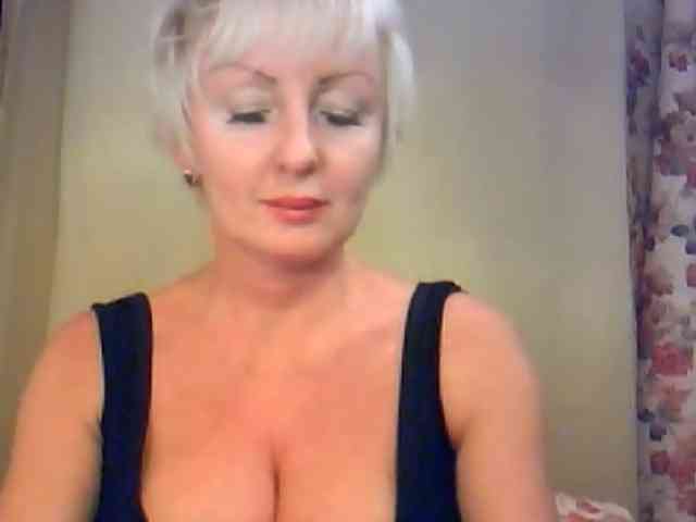 SweetHot-IM_69 webcam
