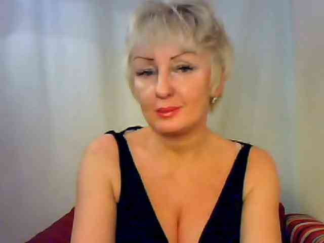 SweetHot-IM_69 webcam