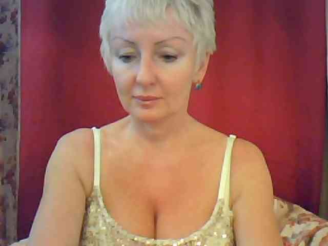 SweetHot-IM_69 webcam