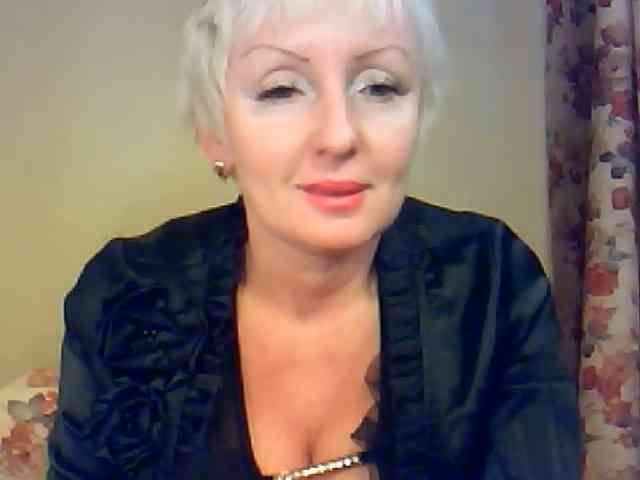 SweetHot-IM_69 webcam