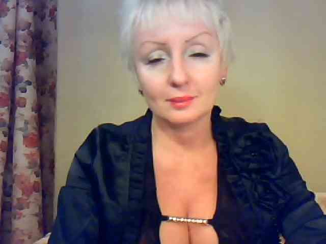SweetHot-IM_69 webcam