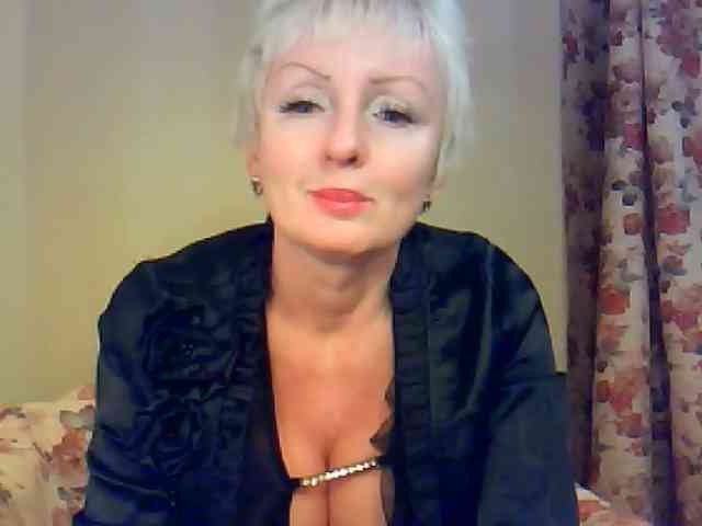 SweetHot-IM_69 webcam