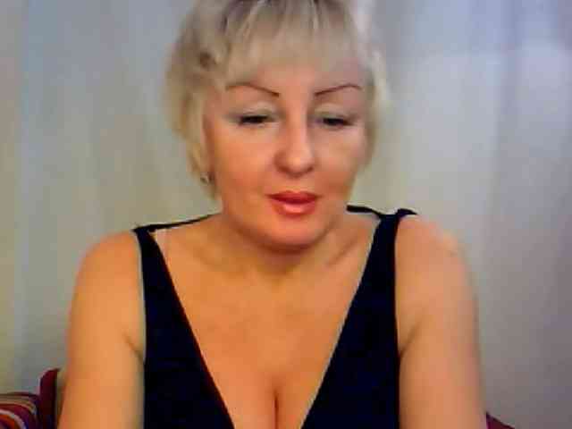 SweetHot-IM_69 webcam