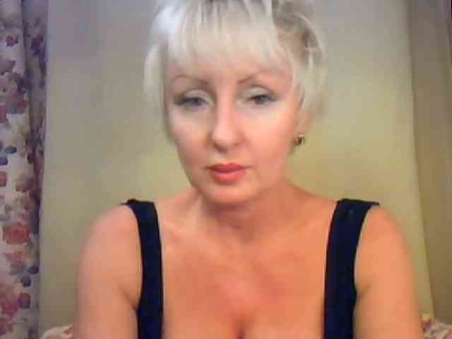 SweetHot-IM_69 webcam