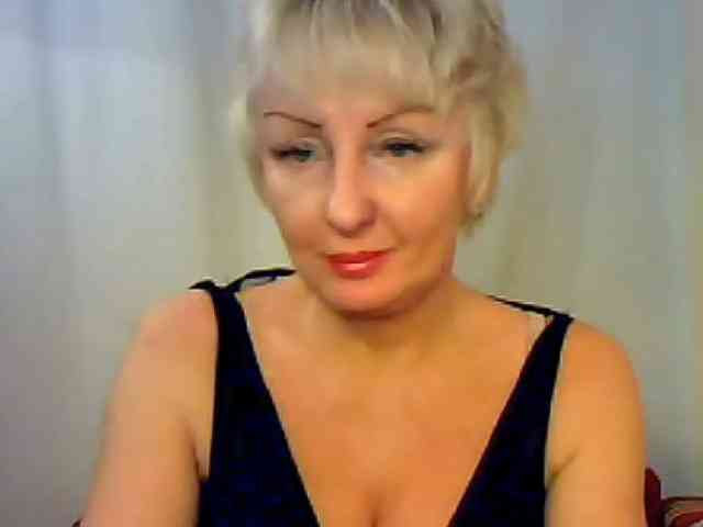 SweetHot-IM_69 webcam