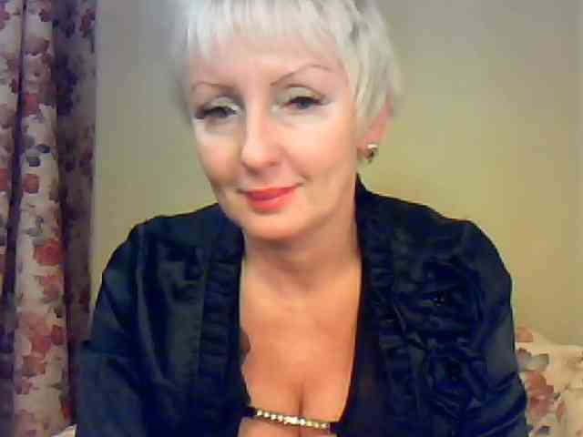 SweetHot-IM_69 webcam