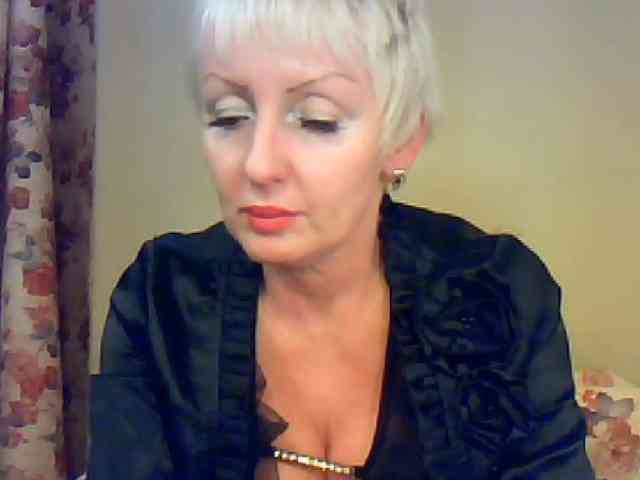 SweetHot-IM_69 webcam