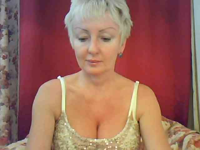 SweetHot-IM_69 webcam