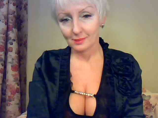 SweetHot-IM_69 webcam