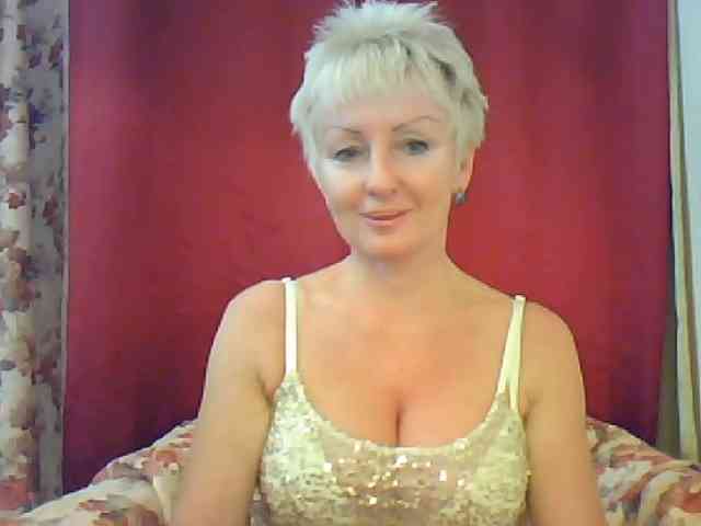 SweetHot-IM_69 webcam