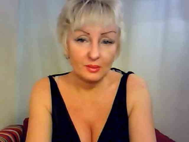 SweetHot-IM_69 webcam