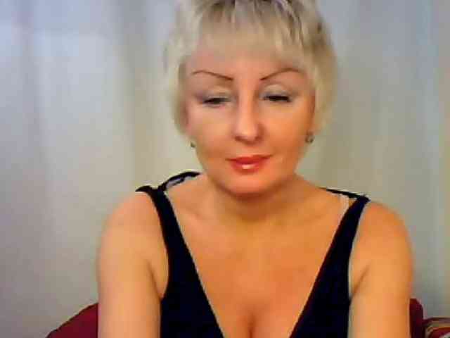 SweetHot-IM_69 webcam