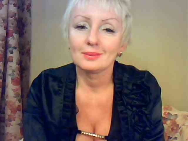 SweetHot-IM_69 webcam