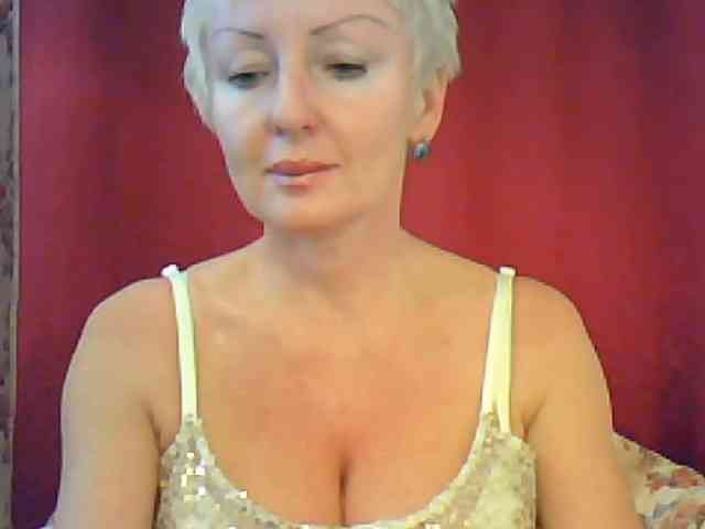 SweetHot-IM_69 webcam