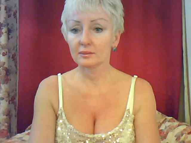 SweetHot-IM_69 webcam