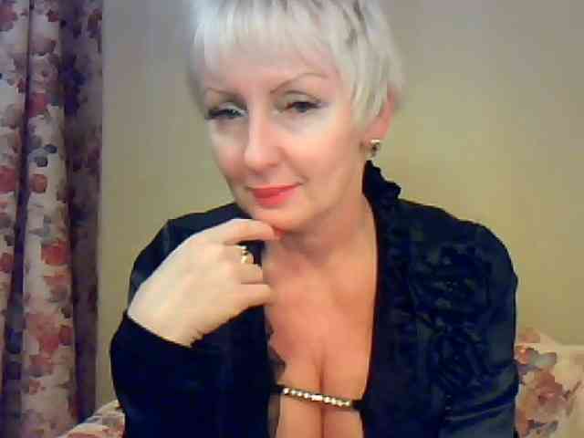 SweetHot-IM_69 webcam