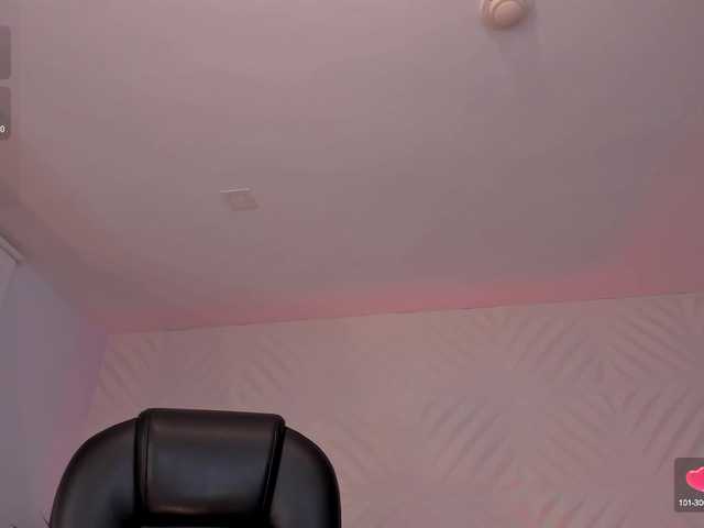 MaryLewis webcam