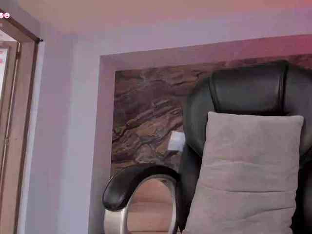 MaryLewis webcam