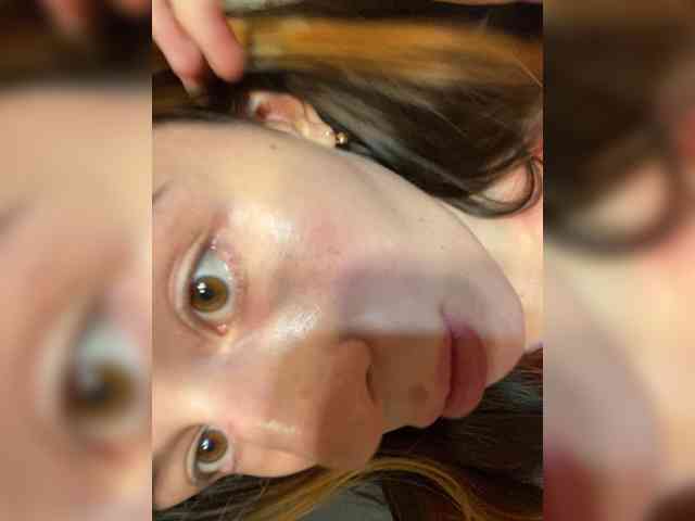 KristinaScott webcam