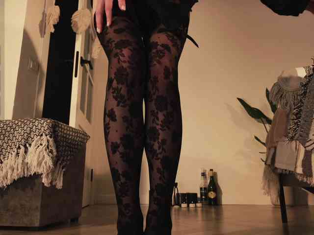 NinaNight webcam