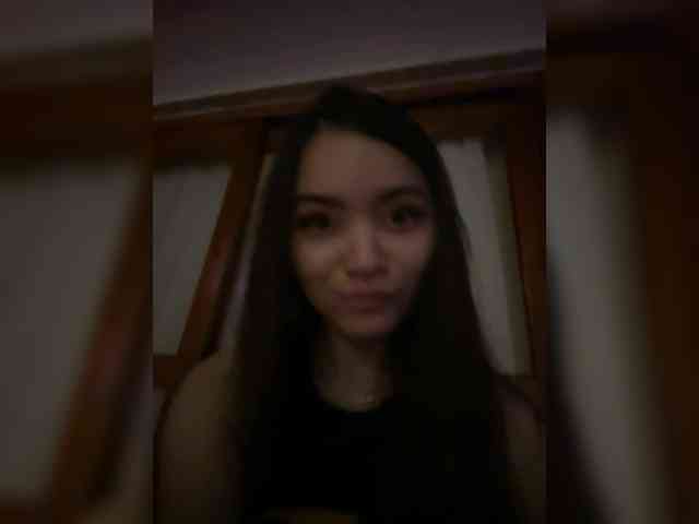 MoanaQliphoth webcam